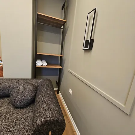 Tirana 5 Stars * Kashari