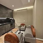 Tirana 5 Stars Apartmán *