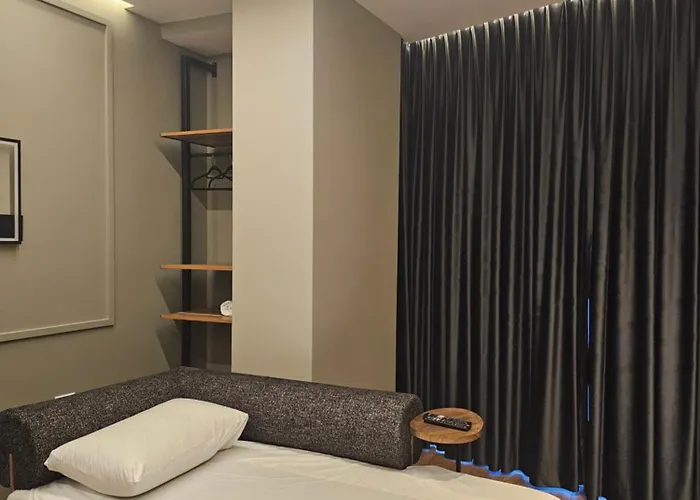 Lägenhet Tirana 5 Stars